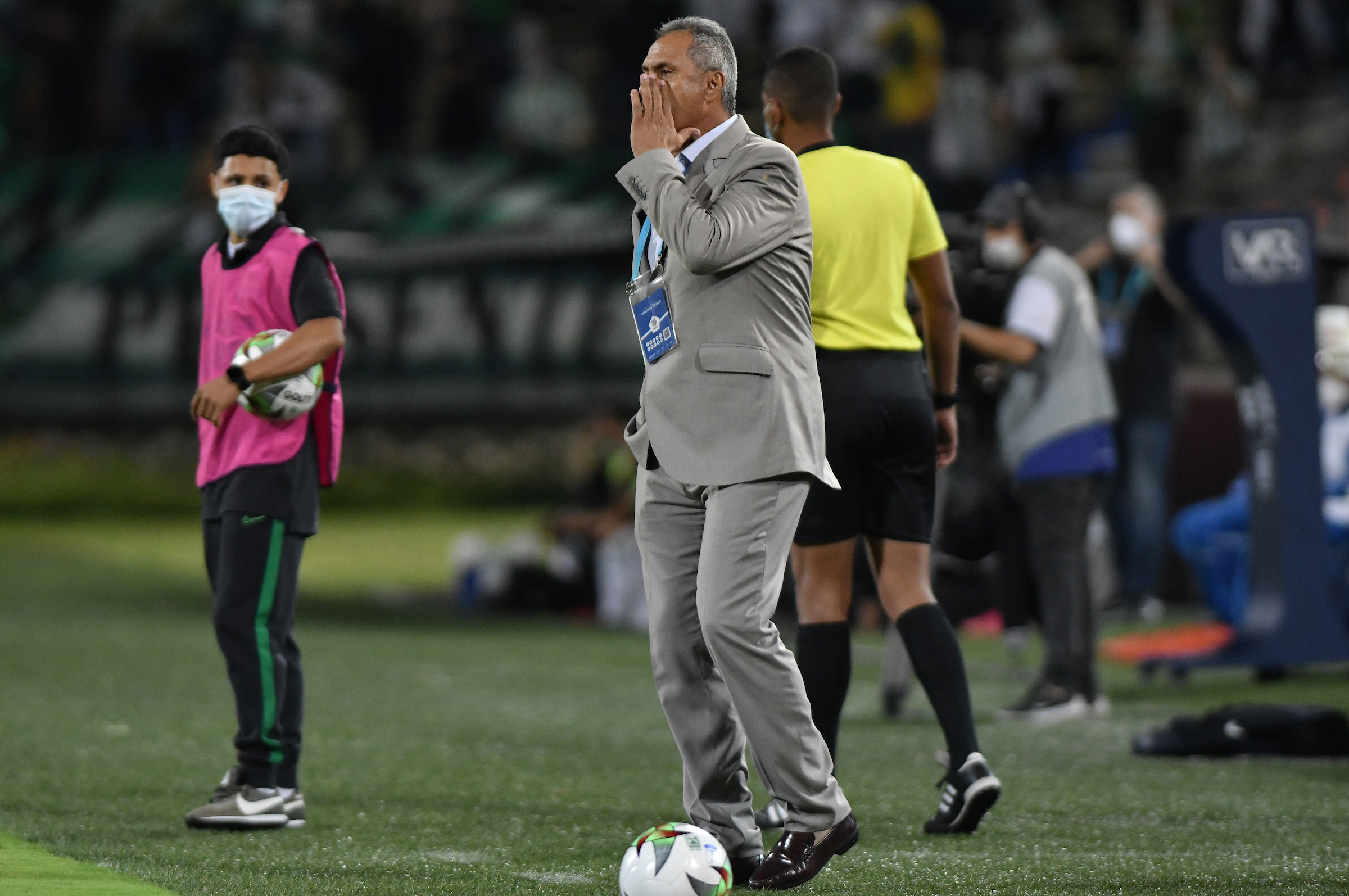 Hernán Torres pidió explicaciones: "¿Por qué anularon el gol?, ¿Cuál fue el motivo?, fue legítimo" - Vimarsana News