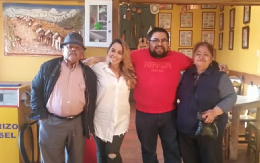 Testimonio de médica que perdió a sus padres y hermano por el COVID - Vimarsana News